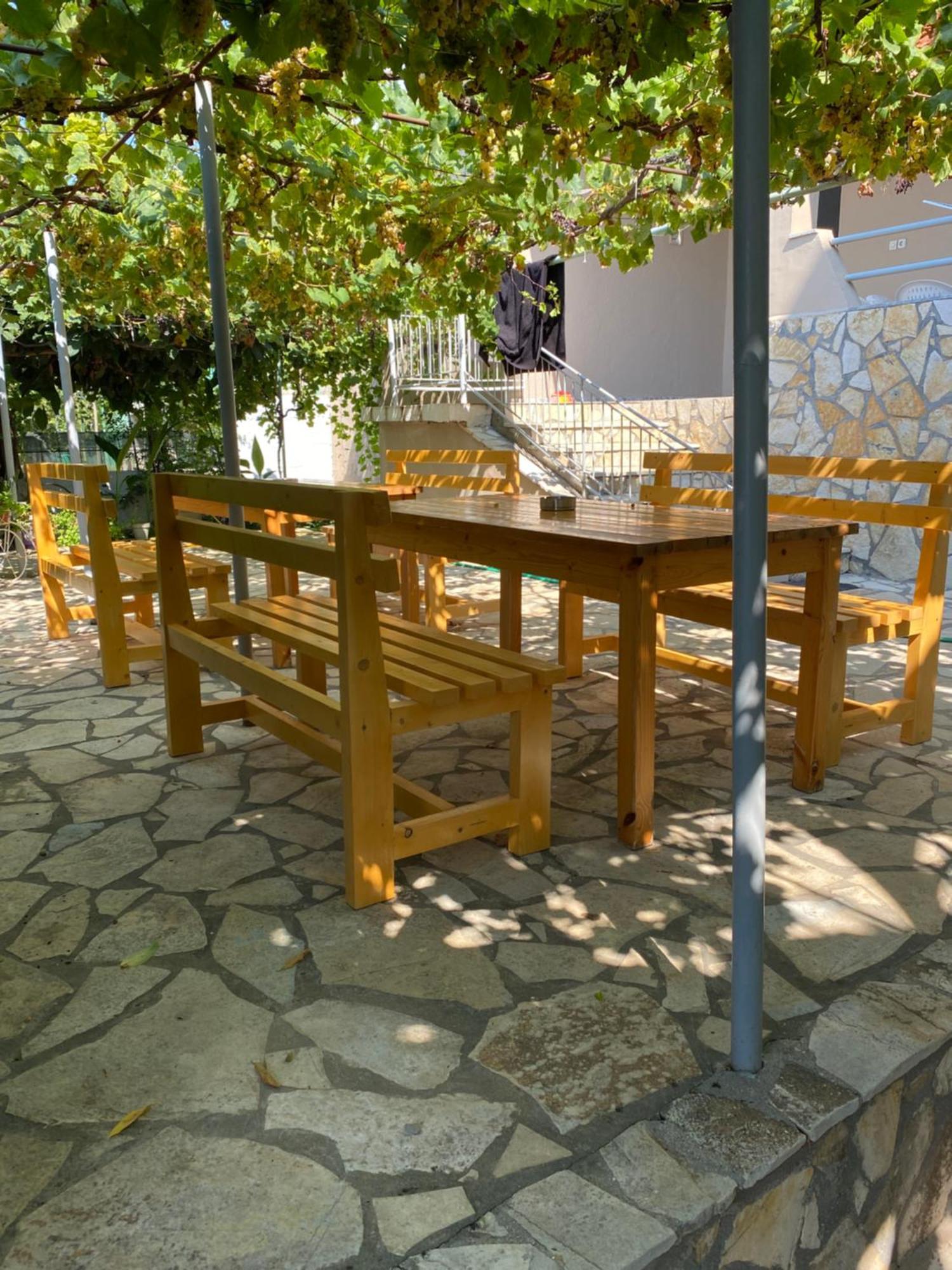 Vila Rapo Himarë Exterior foto