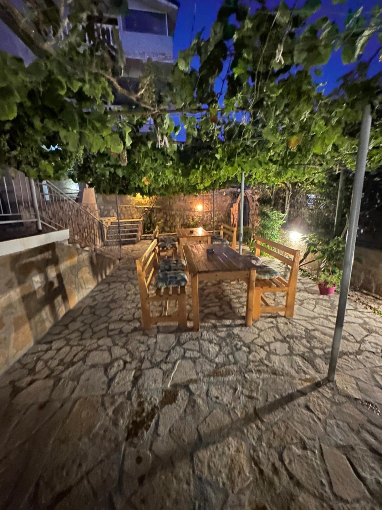 Vila Rapo Himarë Exterior foto